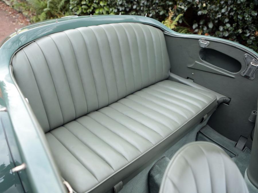Интерьер Lagonda LG6 Tourer 1938 года  (фото 3 из 10)